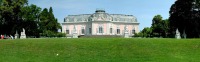 schloss-benrath-in-dusseldorf.jpg