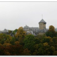 schloss-burg-herbst_0.jpg