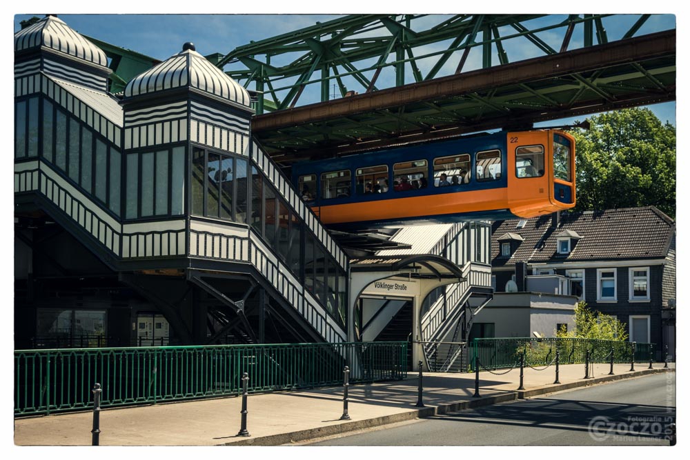 07. Juni 2015 - Schwebebahn - 9495