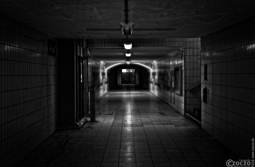 Black & White – JUNI 2026