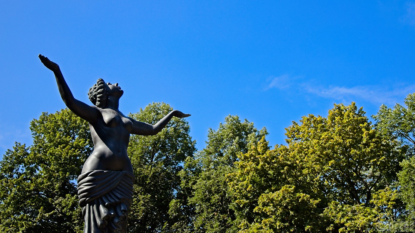 2020-08-16-9A1A8456-2020-2022-Gerechtigkeitbrunnen-Wuppertal-Elberfeld.jpg
