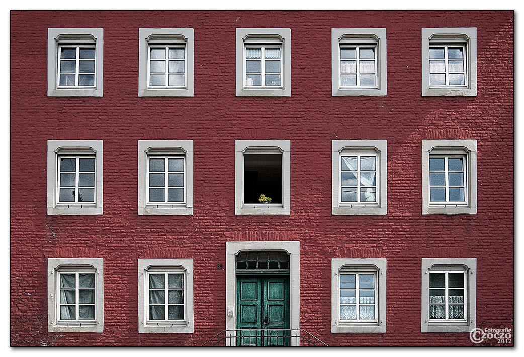 rote-fasade