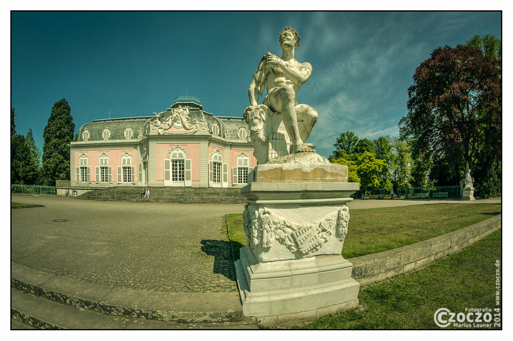 schloss-benrath-1.jpg
